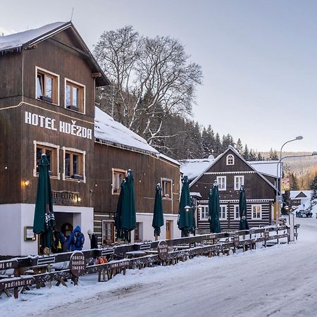 Hotel Hvezda Pec pod Sněžkou Kültér fotó